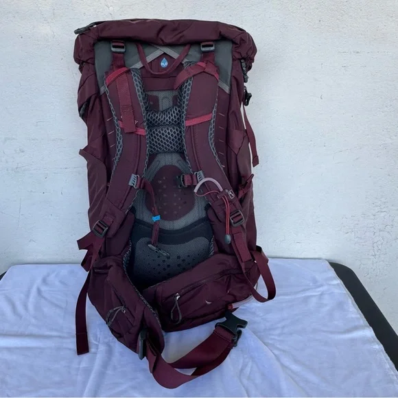 OSPREY KYTE 38L Women's Backpack - XS/S - Picture 9 of 16